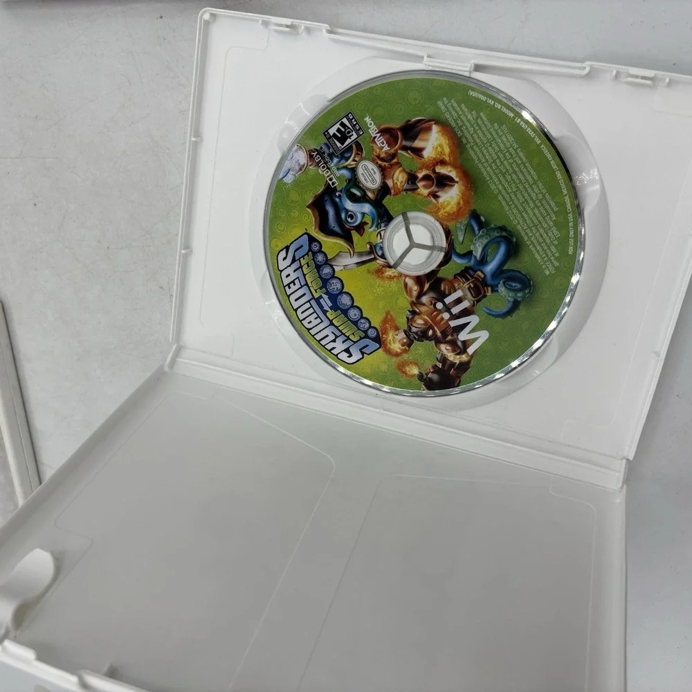 Nintendo Wii Games Skylanders Activision With Cases Lot‎ Of 4